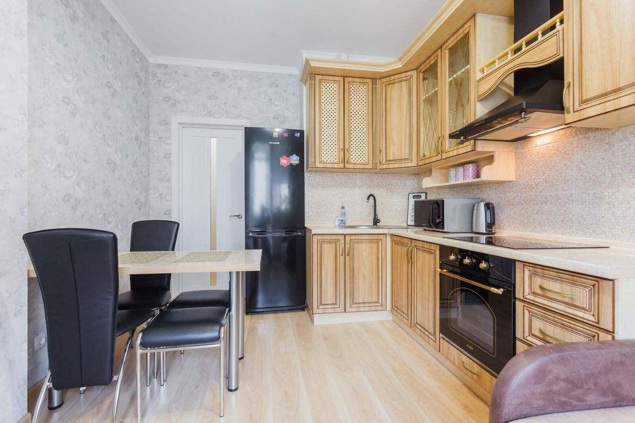 Business Class Apartment At Lomonosova Kiev Dış mekan fotoğraf